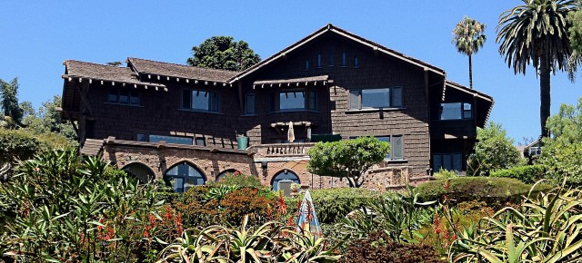 Photo Essay: Santa Barbara's Bungalow Haven and Amazing County Court House