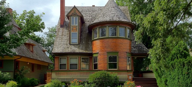 Frank Lloyd Wright's Oak Park, Illinois Designs: The First Decade 1889-1899
