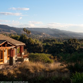 The Harmony of  A Craftsman: American Bungalow Cover Article