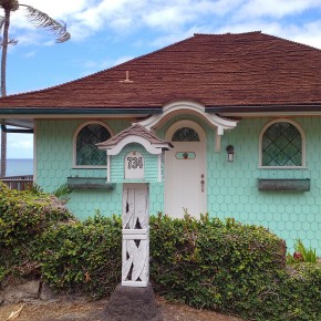 Photo Essay: Tropical Bungalows of the Aloha State